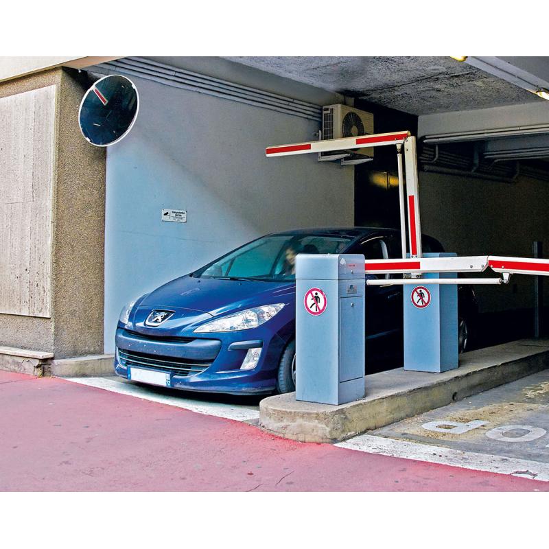 Convex mirrors in Polymir® & P.A.S® - Image2 Convex mirrors in Polymir® & P.A.S® - Image2