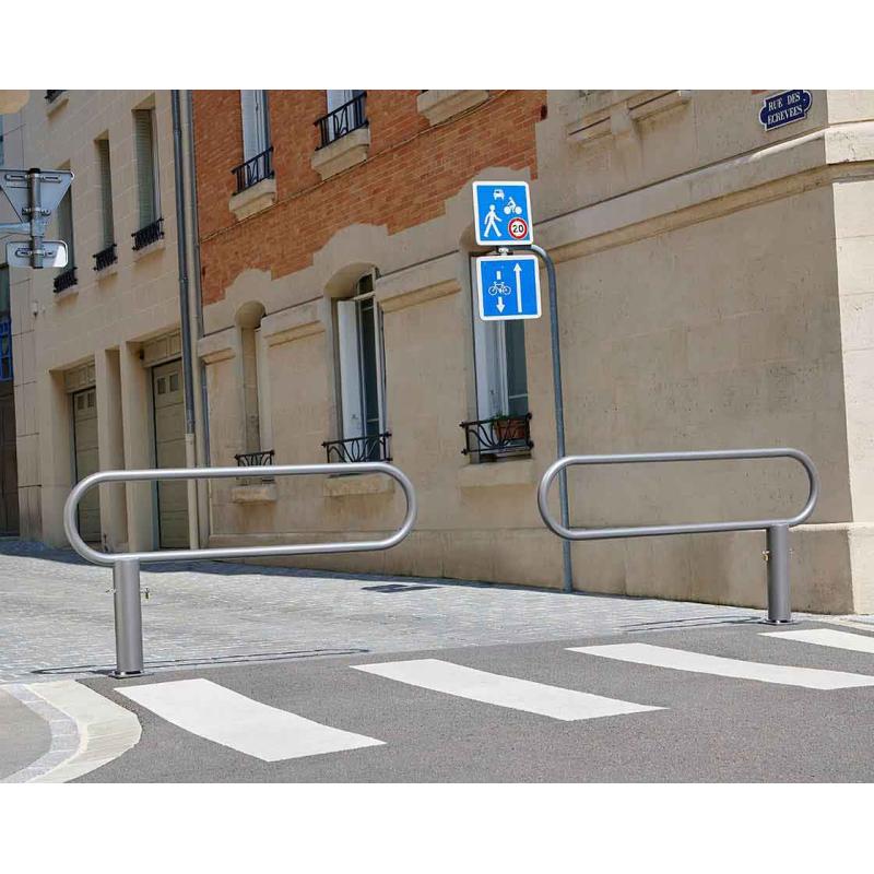 Swivel Barrier - site image