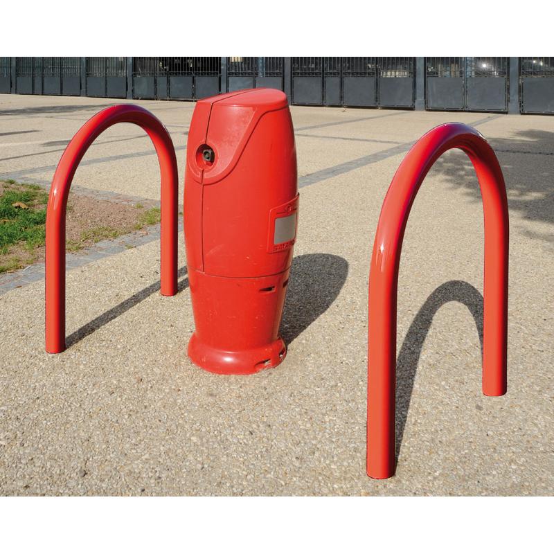 U-shaped galvanised and Painted Ø 60 mm protector -site image